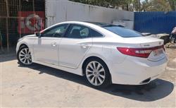 هيونداي أزيرا